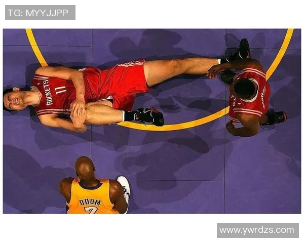 2009年火箭与魔术精彩对决全场录像回顾与分析